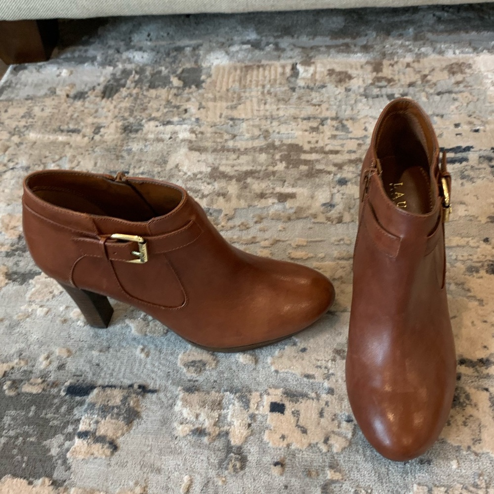 LAUREN Ralph Lauren Maleah Ankle Booties - New
